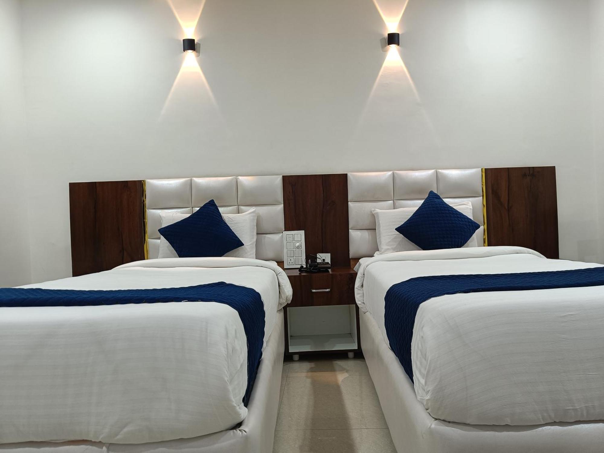 Hotel Skyland 와랑갈 외부 사진