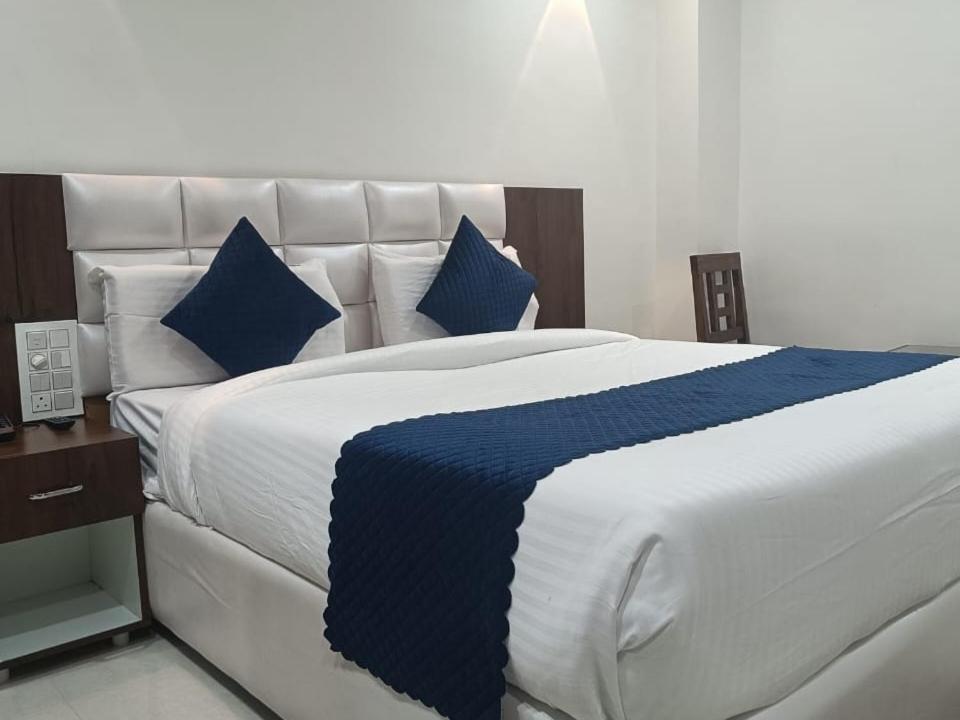 Hotel Skyland 와랑갈 외부 사진